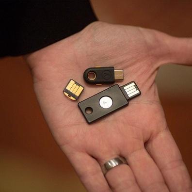 Kerentanan YubiKey 5: Penggandaan Mungkin, Tetapi Pakar Mengatakan Risiko Masih Rendah